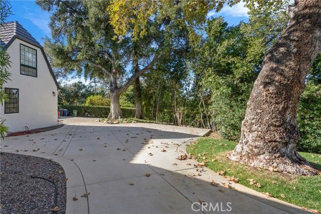 745 W Sunset Drive, Redlands, CA 92373