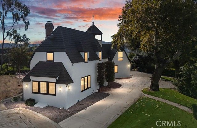 745 W Sunset Drive, Redlands, CA 92373