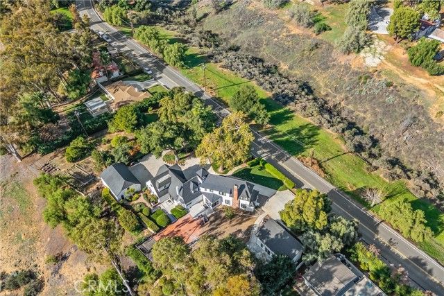 745 W Sunset Drive, Redlands, CA 92373