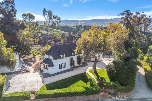 745 W Sunset Drive, Redlands, CA 92373