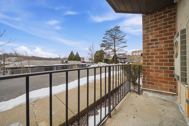 230 Willard St 102, Quincy, MA 02169