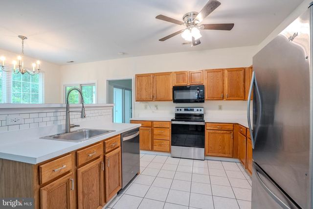 11108 CORNERSTONE DR, Yardley, PA 19067