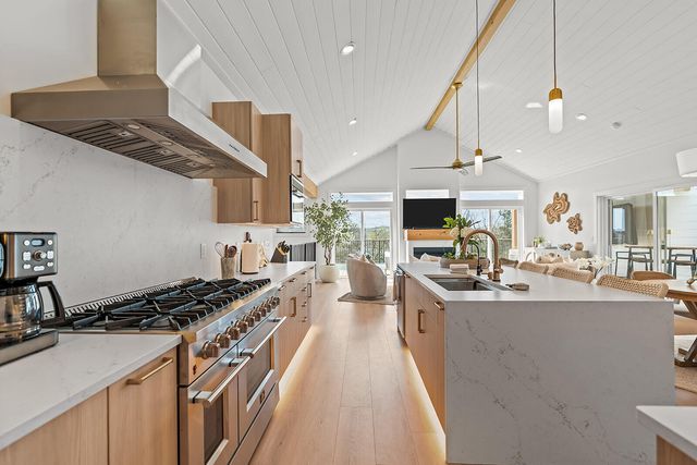 55 Sunset View Circle, Branson, MO 65616