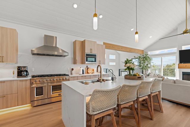 55 Sunset View Circle, Branson, MO 65616