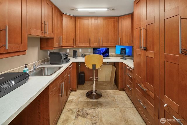 1736 125th Avenue SE, Bellevue, WA 98005