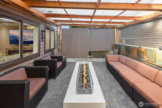 1736 125th Avenue SE, Bellevue, WA 98005