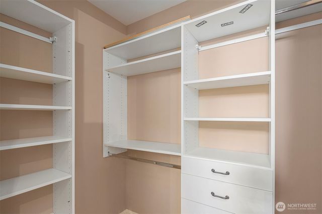 1736 125th Avenue SE, Bellevue, WA 98005