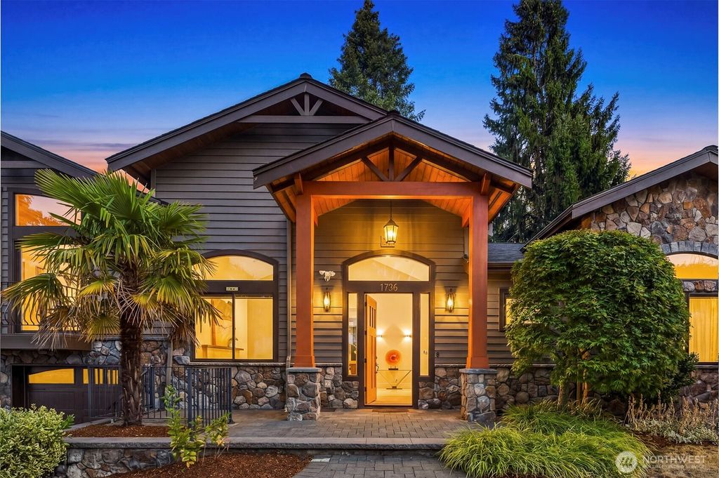 1736 125th Avenue SE, Bellevue, WA 98005