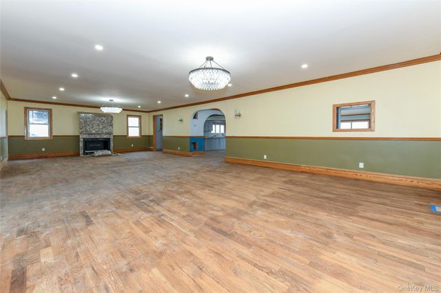 4563 Decatur Place, Island Park, NY 11558