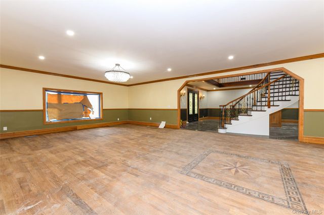 4563 Decatur Place, Island Park, NY 11558