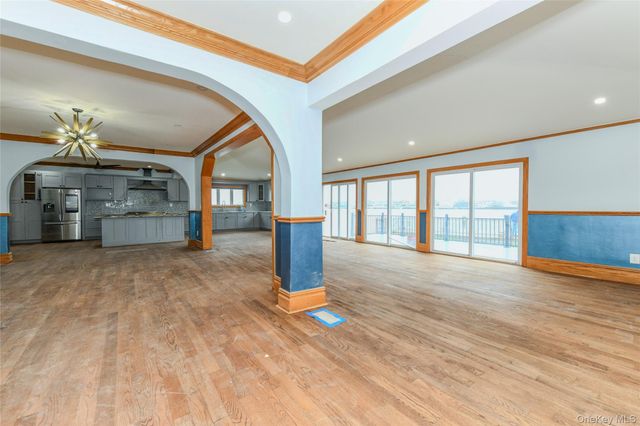 4563 Decatur Place, Island Park, NY 11558
