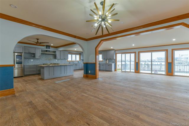 4563 Decatur Place, Island Park, NY 11558
