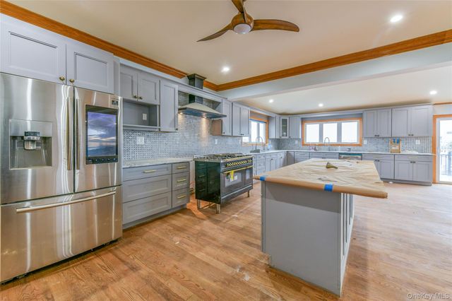 4563 Decatur Place, Island Park, NY 11558