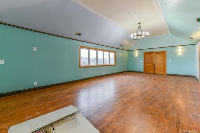 4563 Decatur Place, Island Park, NY 11558