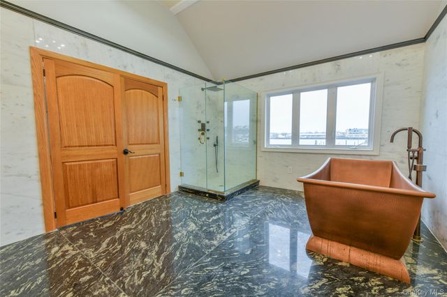 4563 Decatur Place, Island Park, NY 11558