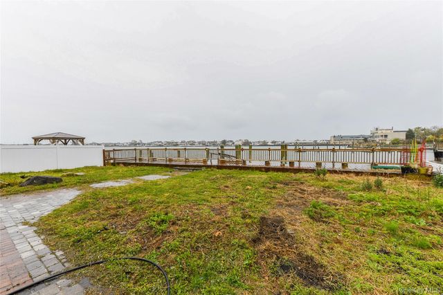 4563 Decatur Place, Island Park, NY 11558