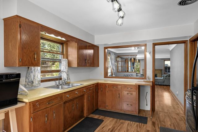 684 Bidwell Street, Saint Paul, MN 55107