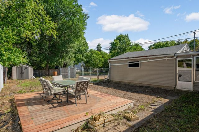 684 Bidwell Street, Saint Paul, MN 55107