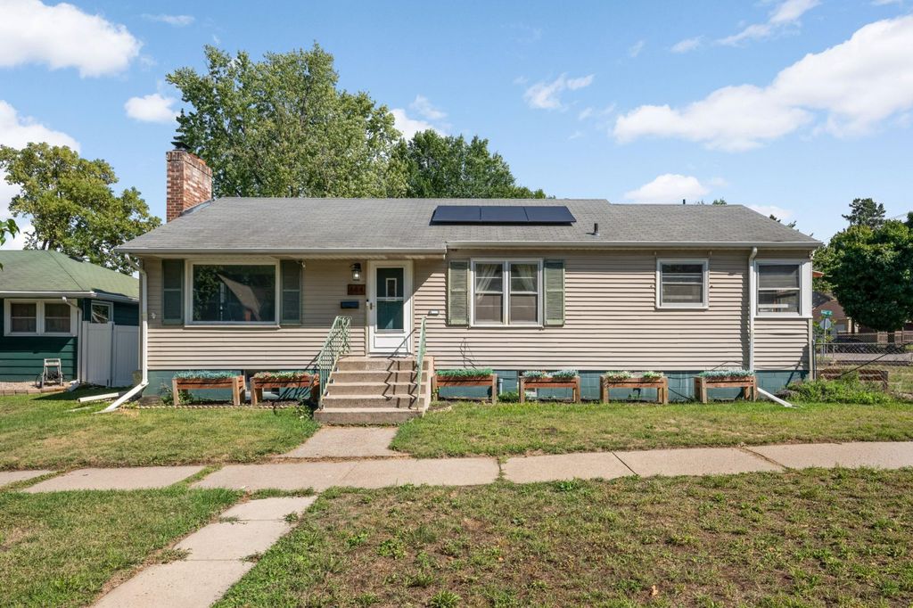 684 Bidwell Street, Saint Paul, MN 55107