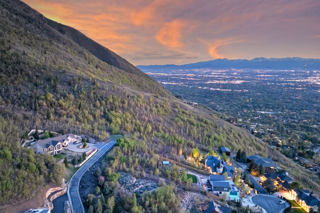 4695 S THOUSAND OAKS DR, Salt Lake City, UT 84124