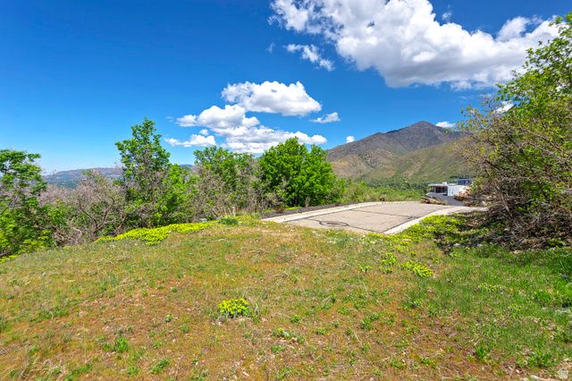4695 S THOUSAND OAKS DR, Salt Lake City, UT 84124