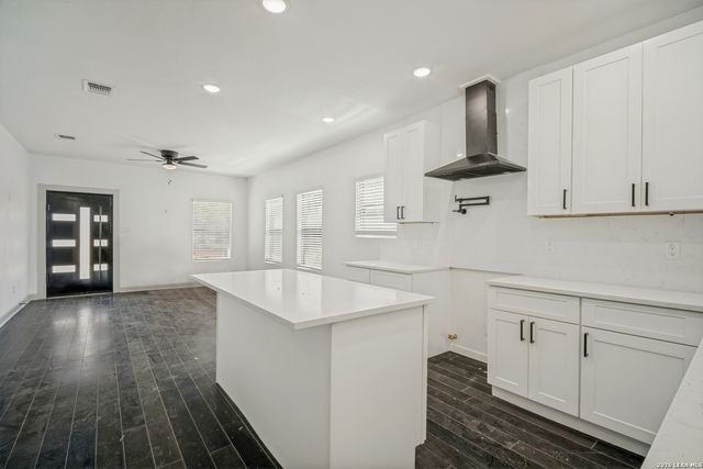 127 Haynes, San Antonio, TX 78210