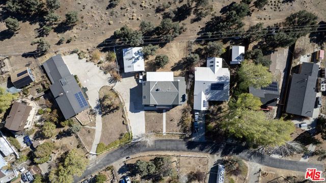 812 Glenbrook Drive, Frazier Park, CA 93225