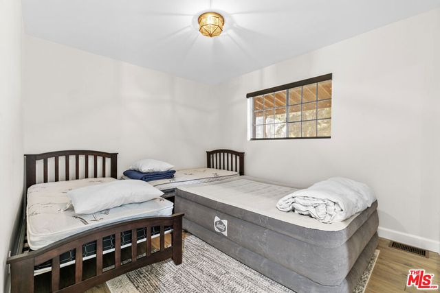 812 Glenbrook Drive, Frazier Park, CA 93225