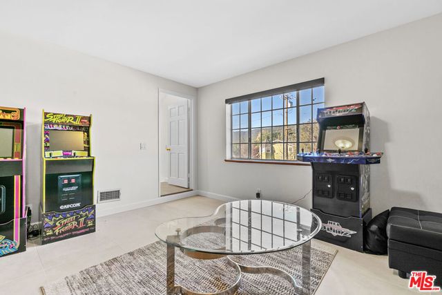 812 Glenbrook Drive, Frazier Park, CA 93225