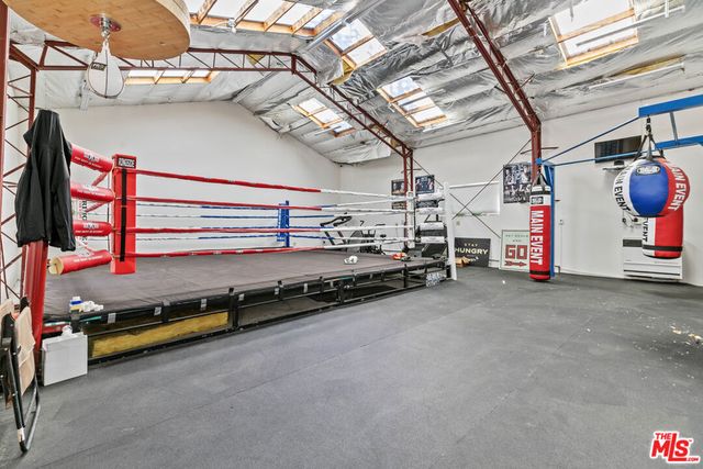 812 Glenbrook Drive, Frazier Park, CA 93225