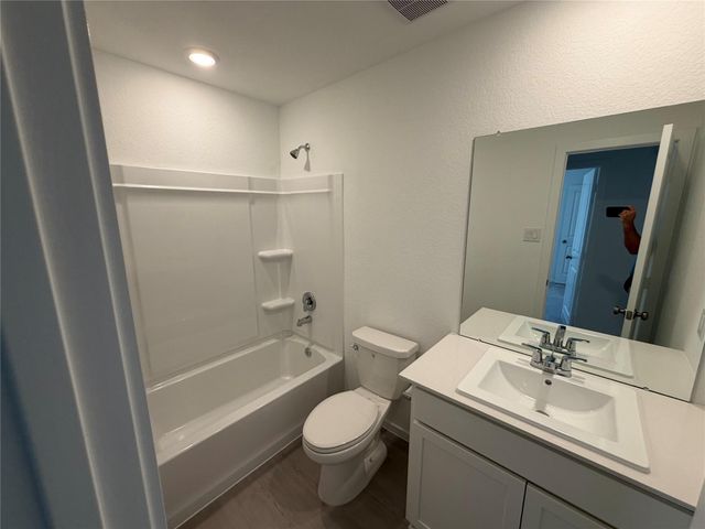 366 Lucia, Cleveland, TX 77327