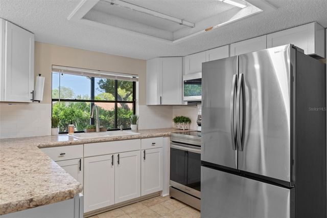 6480 INDIAN ROCK COURT, Spring Hill, FL 34606