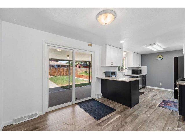 957 E 9th Ave, Broomfield, CO 80020