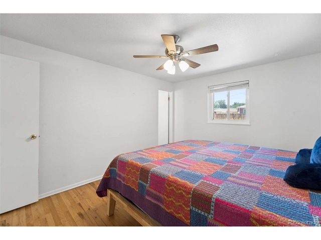 957 E 9th Ave, Broomfield, CO 80020
