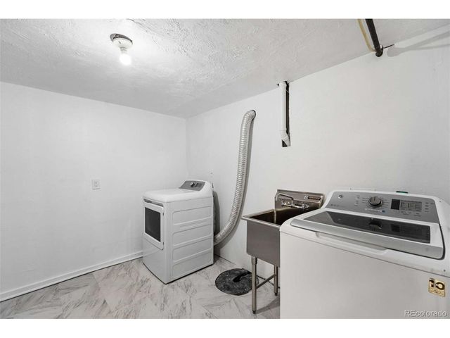 957 E 9th Ave, Broomfield, CO 80020