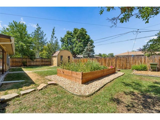 957 E 9th Ave, Broomfield, CO 80020