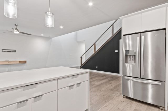 255 Nomo Place, Crown Point, IN 46307