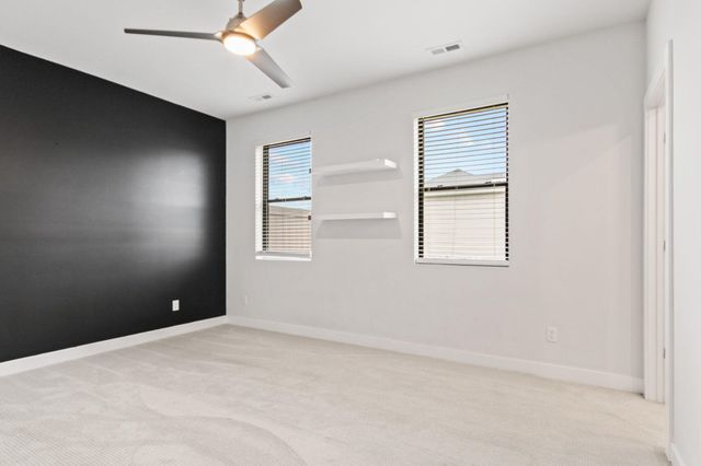 255 Nomo Place, Crown Point, IN 46307