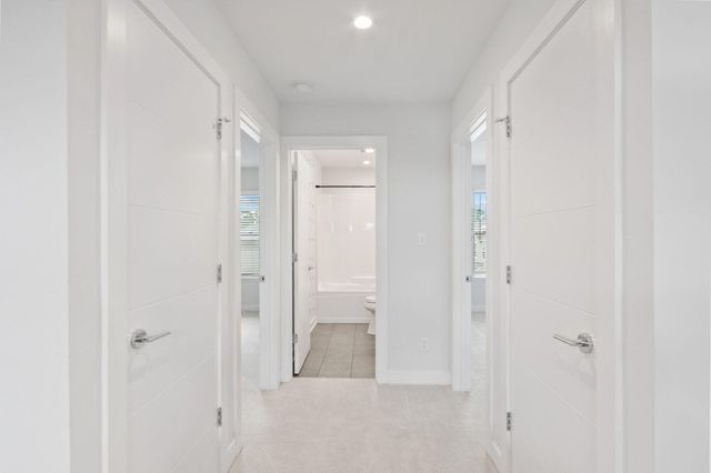 255 Nomo Place, Crown Point, IN 46307