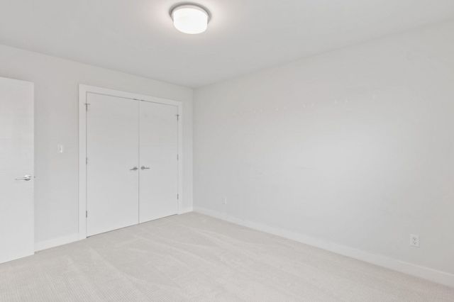 255 Nomo Place, Crown Point, IN 46307