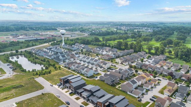 255 Nomo Place, Crown Point, IN 46307