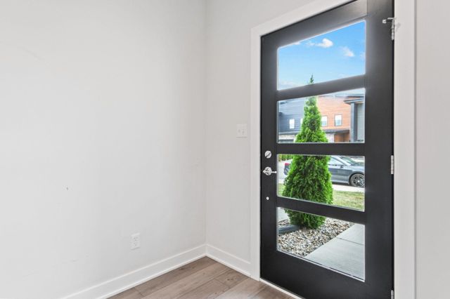 255 Nomo Place, Crown Point, IN 46307