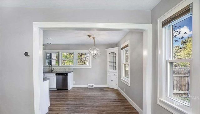 291 Lincoln St, Twin Falls, ID 83301