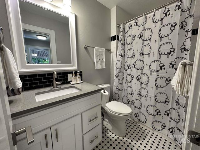 291 Lincoln St, Twin Falls, ID 83301