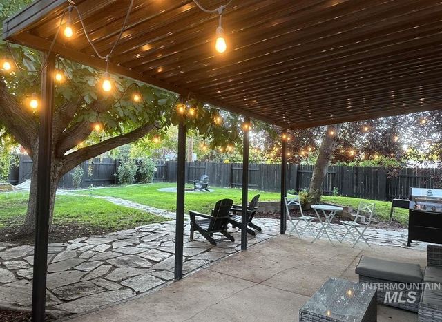 291 Lincoln St, Twin Falls, ID 83301