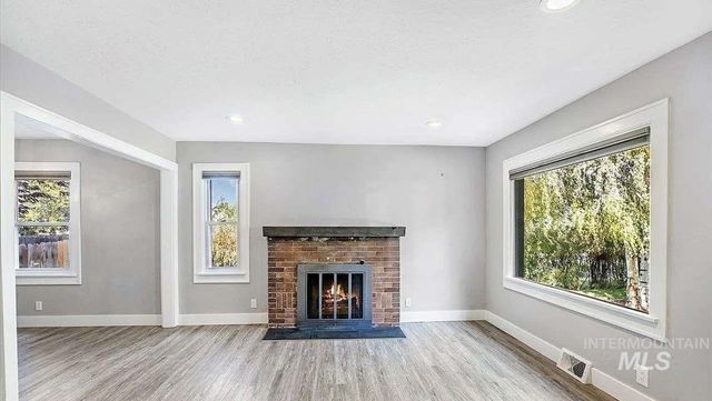 291 Lincoln St, Twin Falls, ID 83301