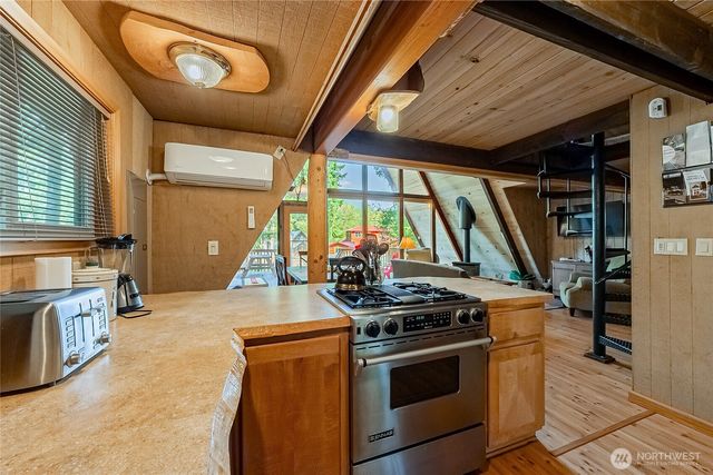 171 Timberline Drive, Packwood, WA 98361