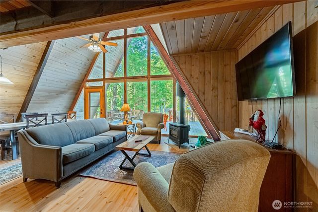 171 Timberline Drive, Packwood, WA 98361