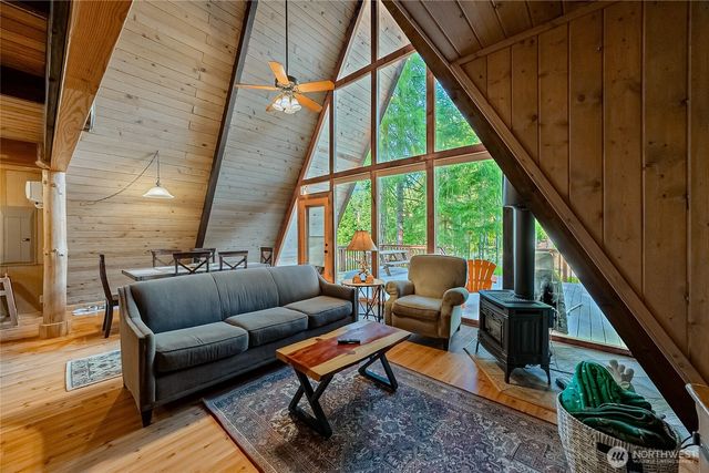 171 Timberline Drive, Packwood, WA 98361