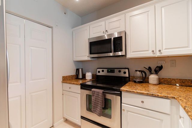 11790 Saint Andrews Place 206, Wellington, FL 33414